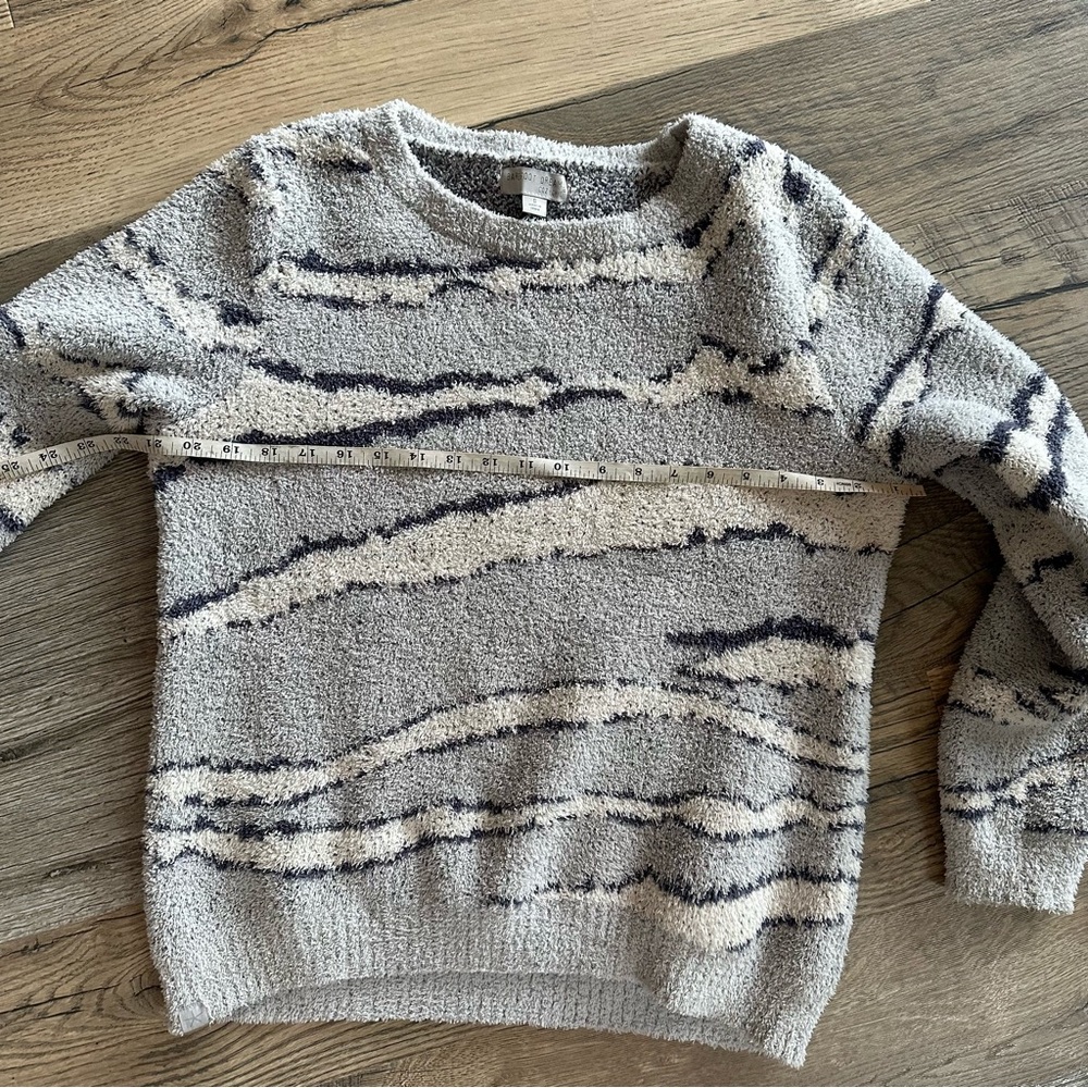 Barefoot Dreams Cozy Chic Fuzzy Warm Sweater Small - Picture 10 of 11